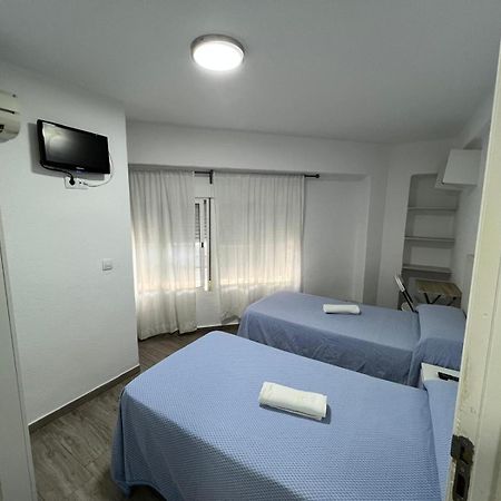 Guesthouse Central Alicante Luaran gambar