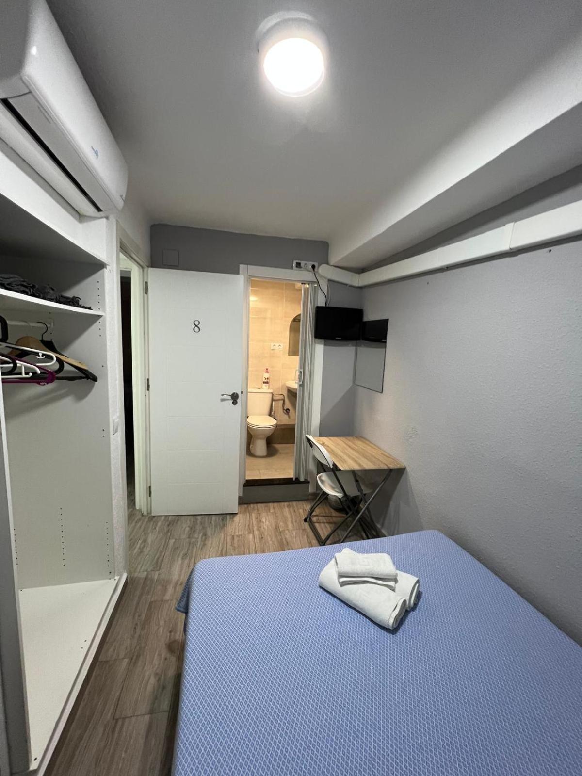 Guesthouse Central Alicante Luaran gambar