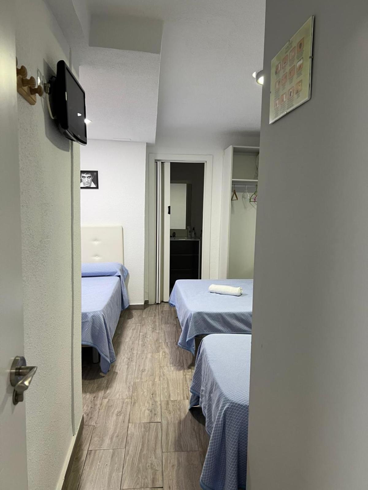 Guesthouse Central Alicante Luaran gambar