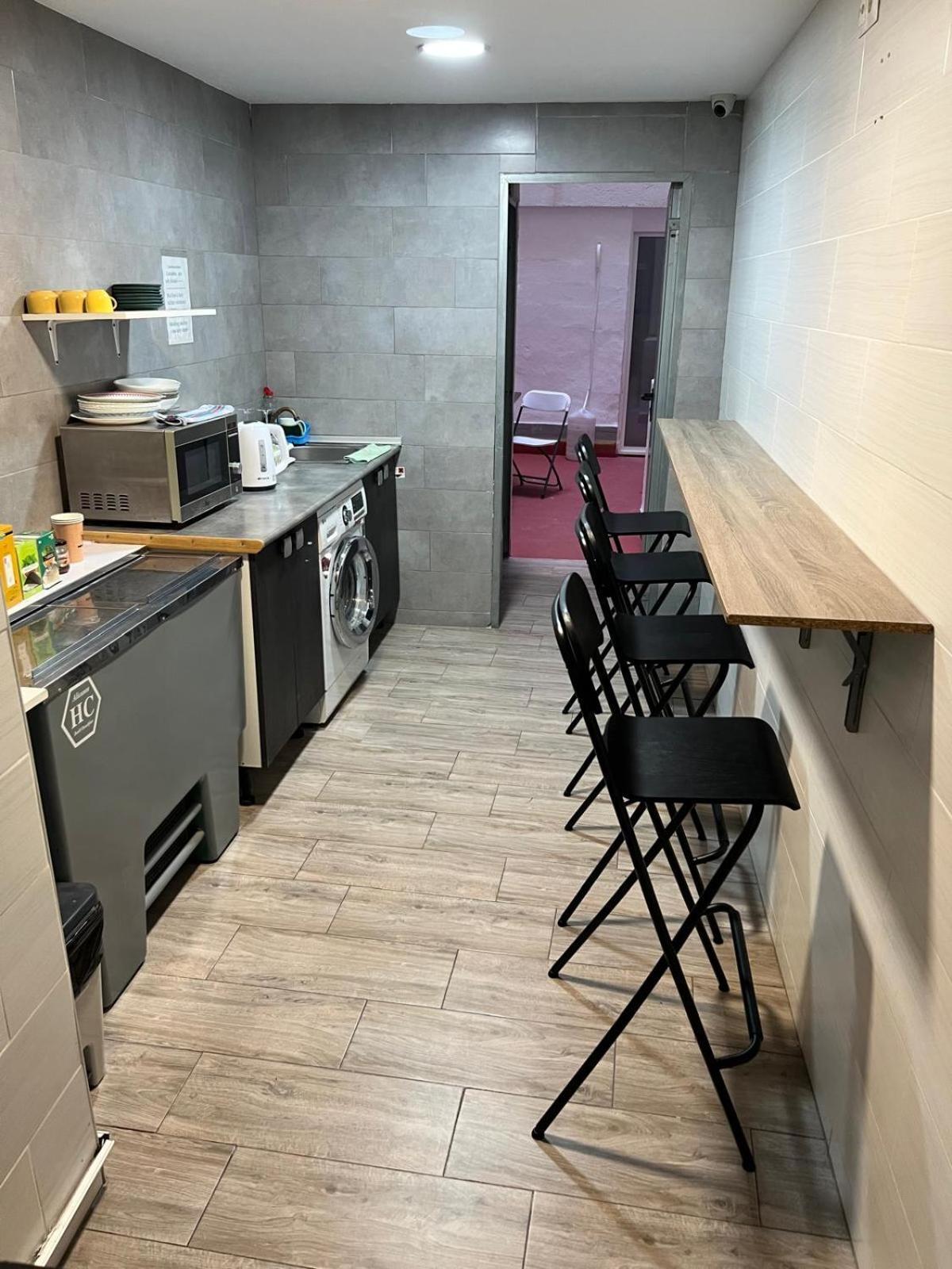 Guesthouse Central Alicante Luaran gambar