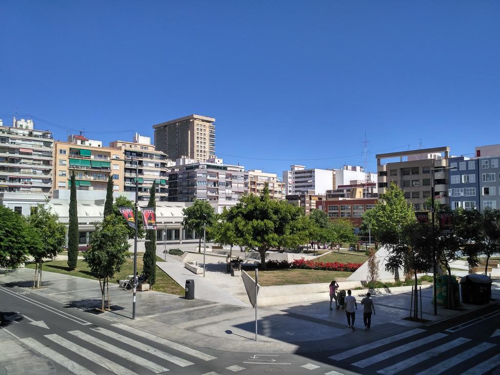 Guesthouse Central Alicante Luaran gambar