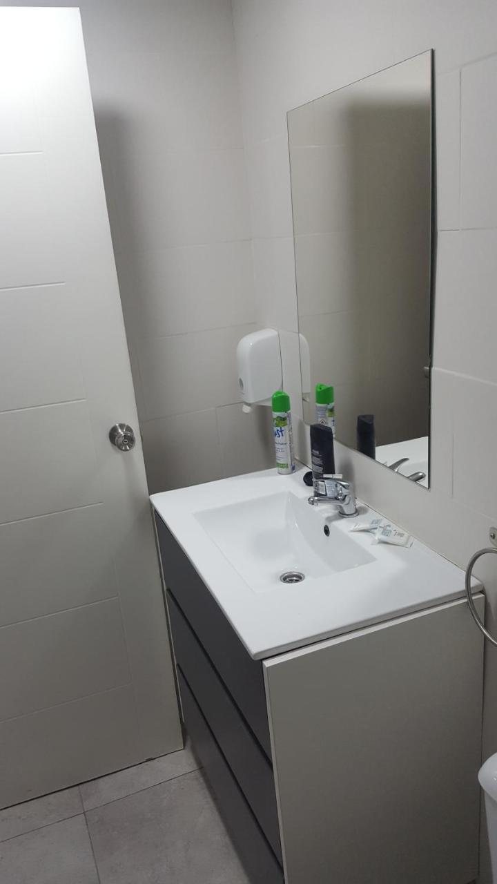 Guesthouse Central Alicante Luaran gambar