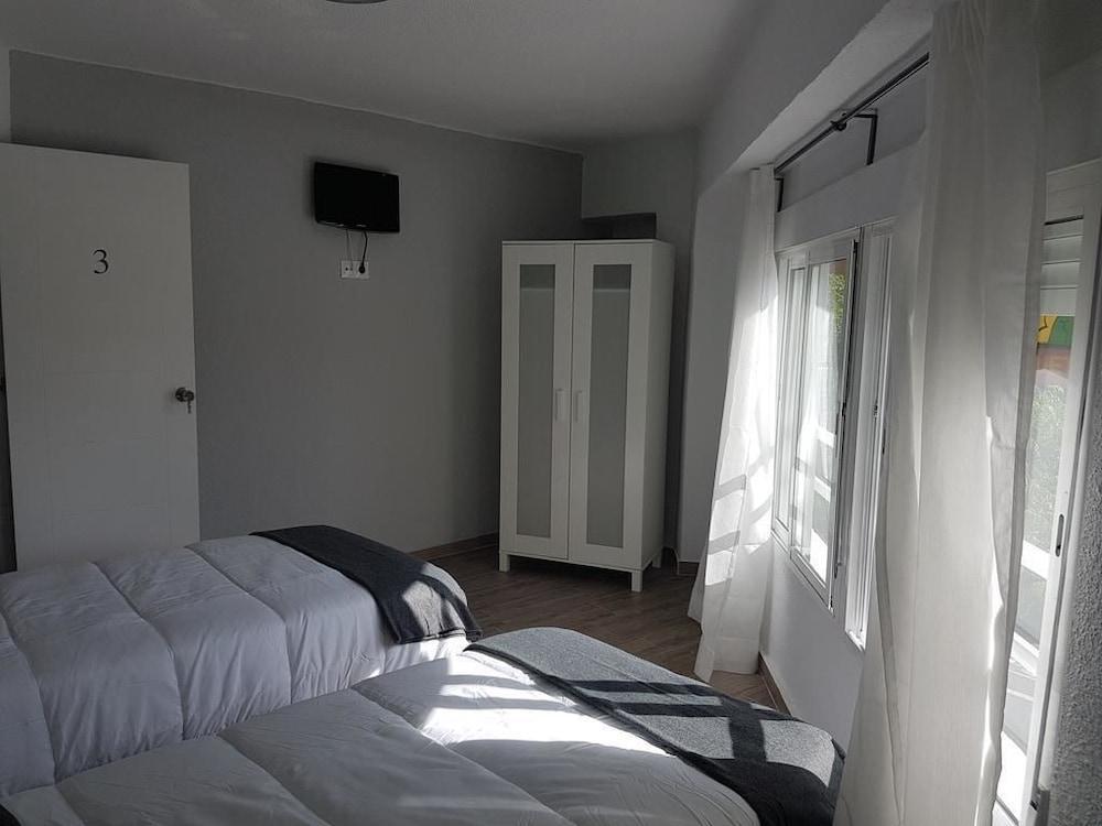 Guesthouse Central Alicante Luaran gambar